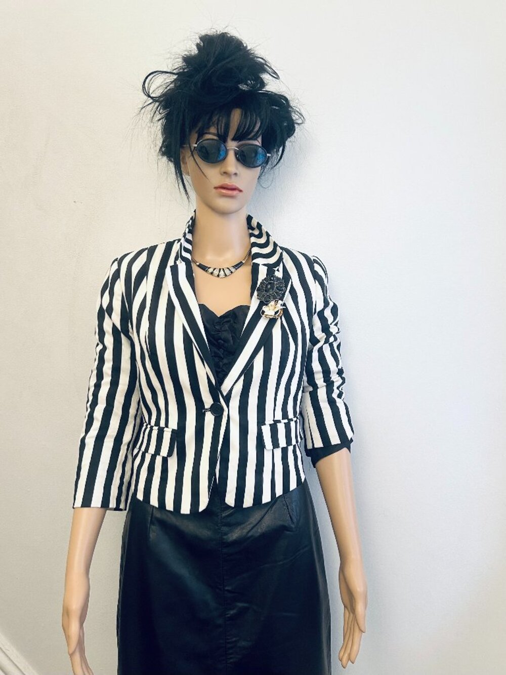 BEETLEGUISE STYLE SHORT BLACK & WHITE STRIPED BLAZER JACKET. BUTTON UP